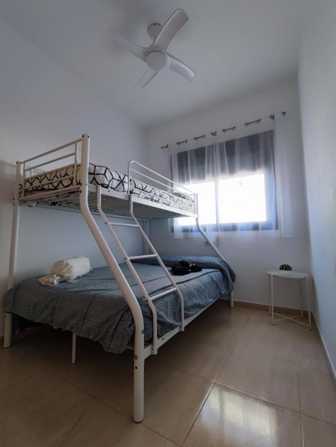 Apartamento Con Patio, Piscina Y Parking Privado Apartman El Campello Kültér fotó