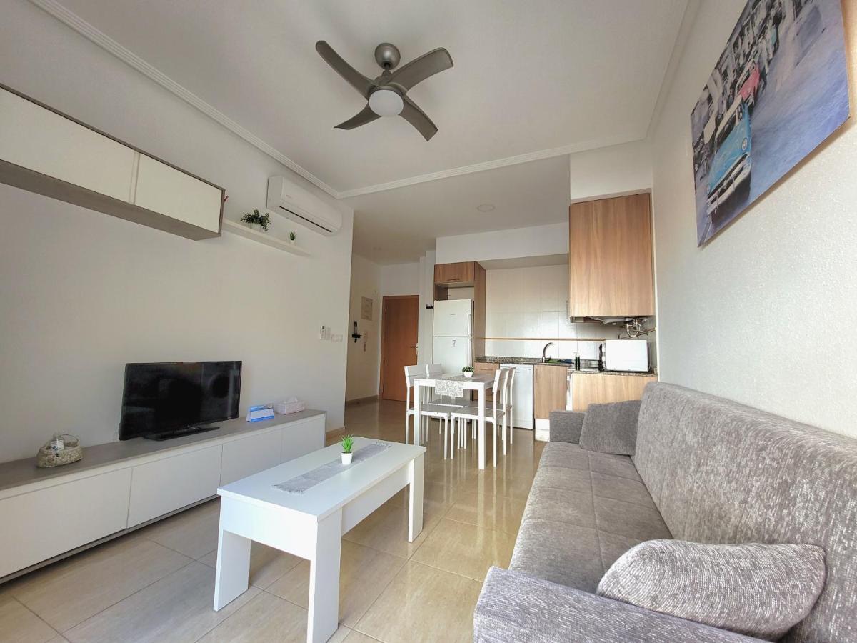 Apartamento Con Patio, Piscina Y Parking Privado Apartman El Campello Kültér fotó